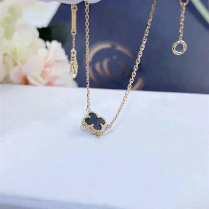 [Solara Jewelry]CLOVER ONYX SINGLE FLOWER BRACELET