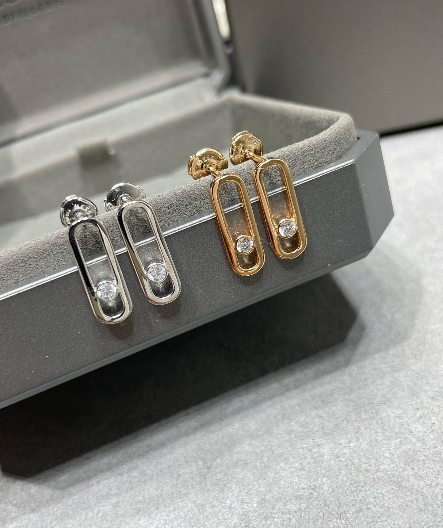 [Solara jewelry]MOVE UNO SMALL 1 DIAMOND EARRINGS