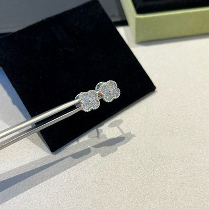 [Solara Jewelry]CLOVER MINI DIAMOND STUD EARRINGS